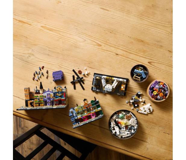LEGO Harry Potter 76444 Magiczne sklepy na Ulicy Pokątnej - 1284244 - zdjęcie 12